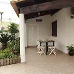 Nice Studio, Large Terrace & Beautiful Pool