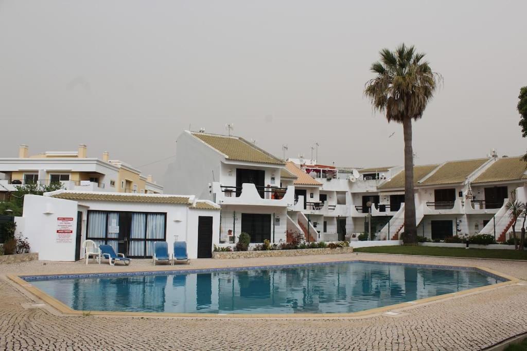 Studio, Large Terrace & Beautiful Pool *