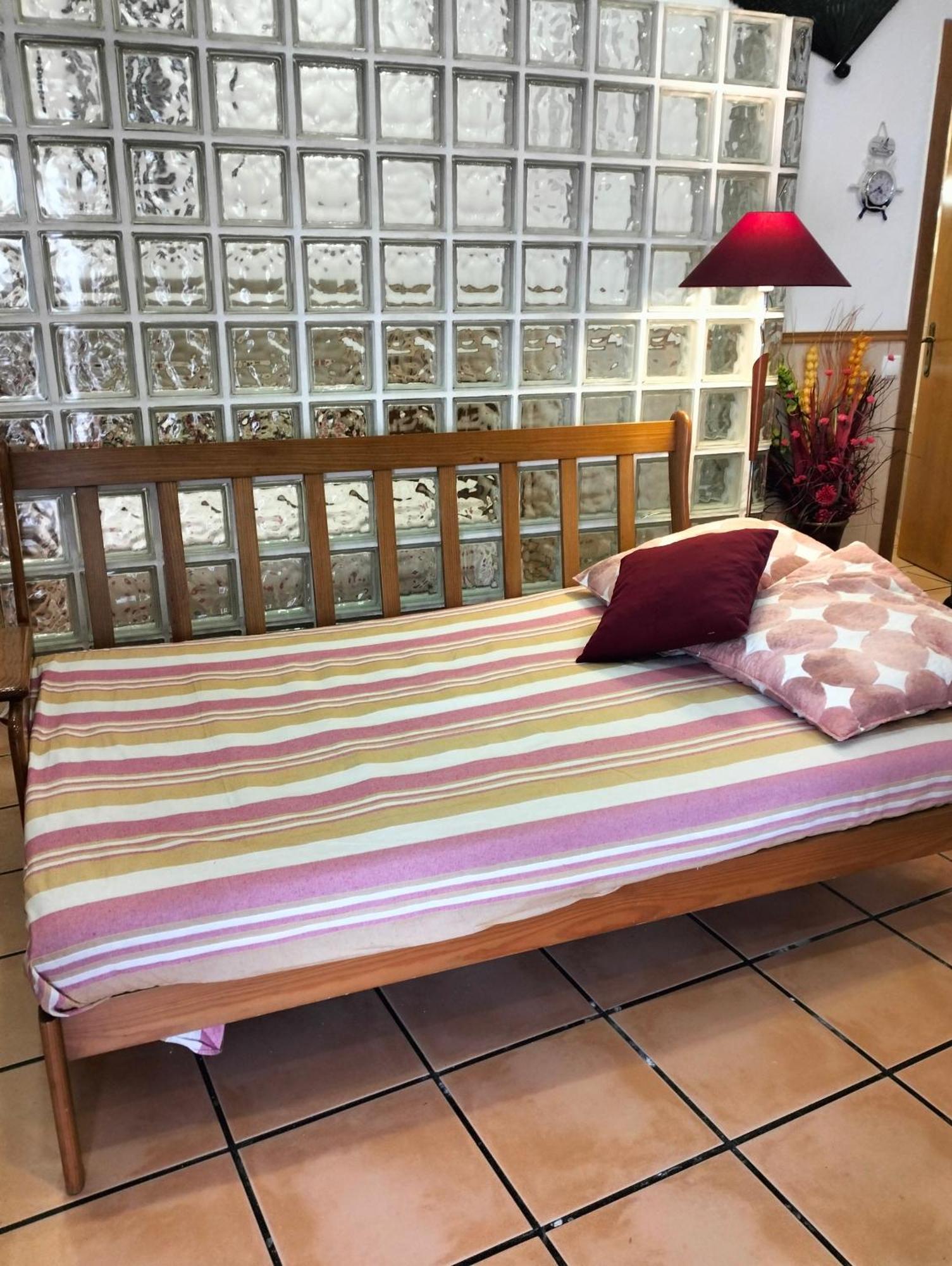 Studio, Large Terrace & Beautiful Pool Apartment *